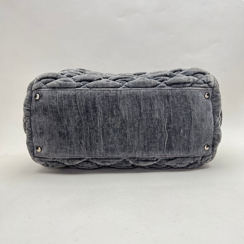 Quilted Grey Shoulder Bag in Velvet, Silver hardware