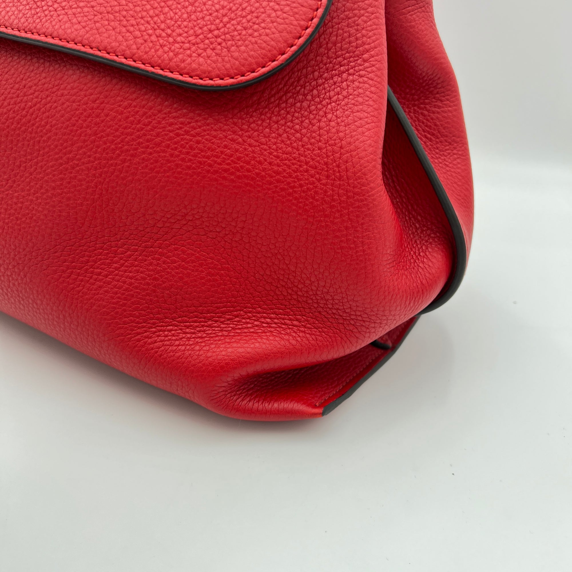 Bamboo Daily Medium Red Top Handle Bag in Calfskin, Silver hardware