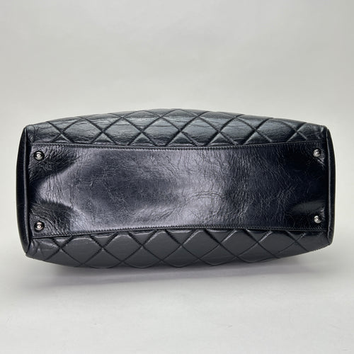 Glazed Quilted Nameplate Tote Black Tote Bag in Calfskin, Ruthenium hardware