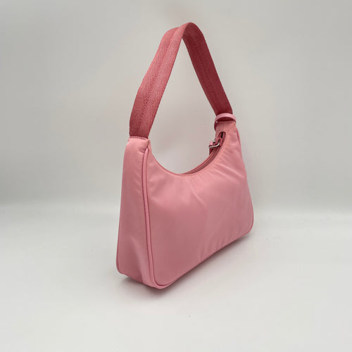 Re-Edition 2000 Pink Shoulder Bag in Re-Nylon, Silver hardware