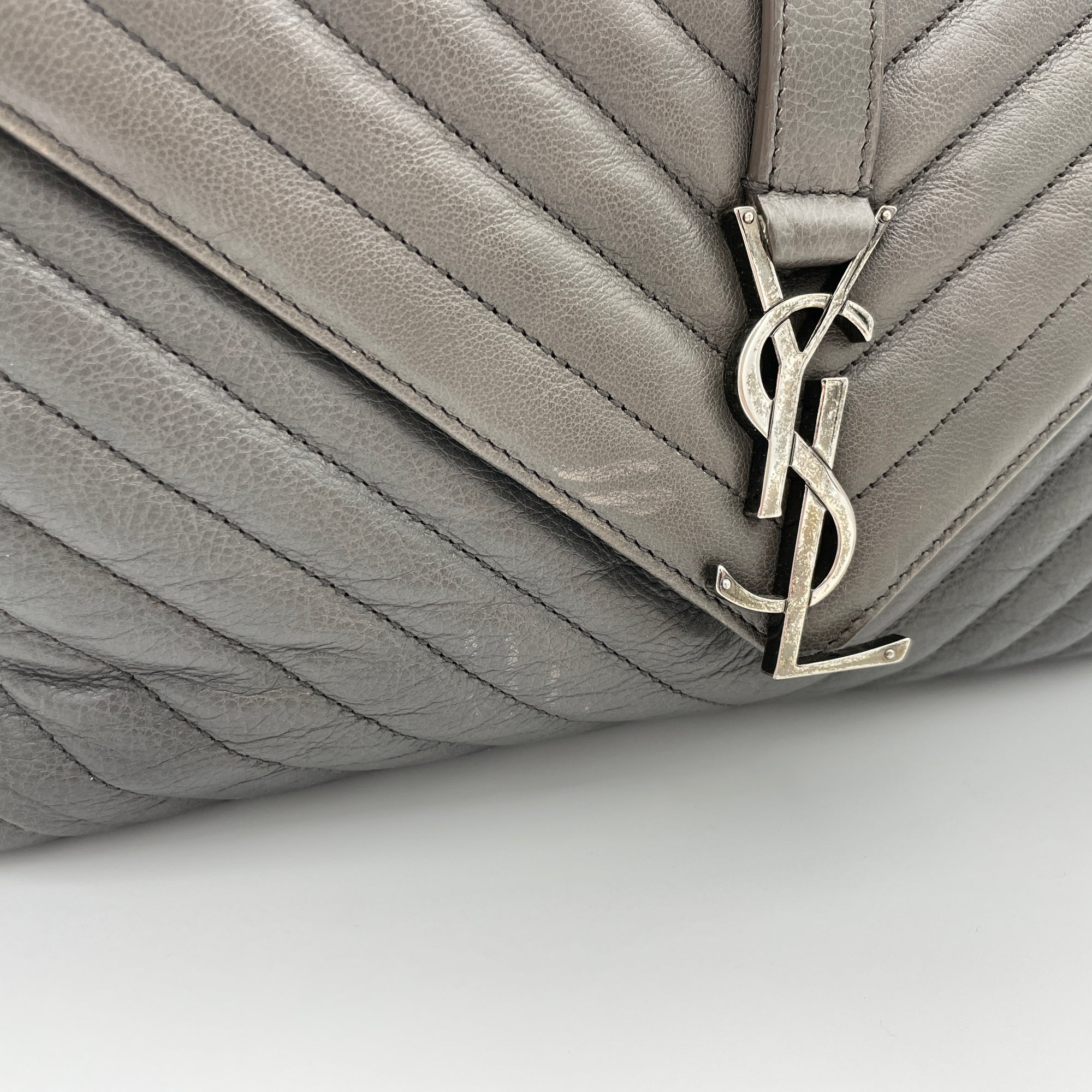 College Large Grey Top Handle Bag in Calfskin, Ruthenium hardware