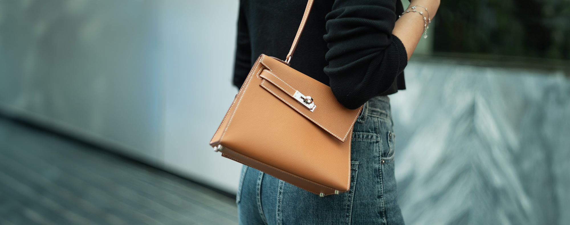 llweb_sellwithluxlexicon_2880x1440px_copy_2